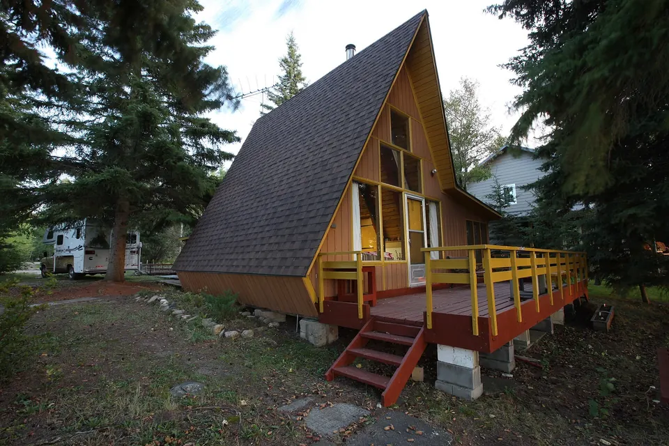 Ormanda A-frame bungalov